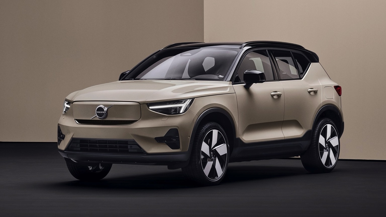 Trekhaak voordelig kopen voor je Volvo EX 40, EV SUV doe je natuurlijk hier!