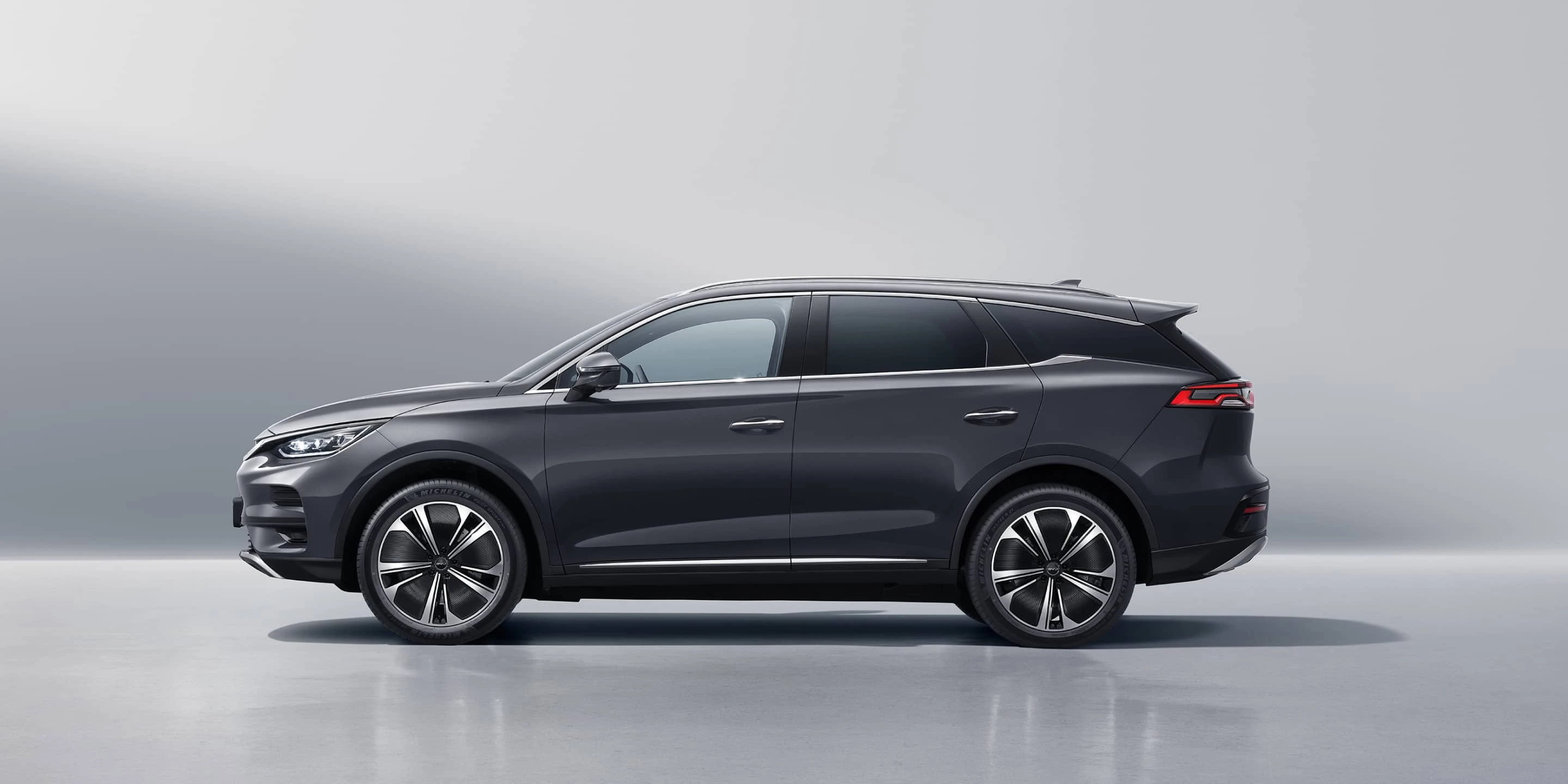 Tang | 5 deurs SUV | 06/2021 - 06/2024